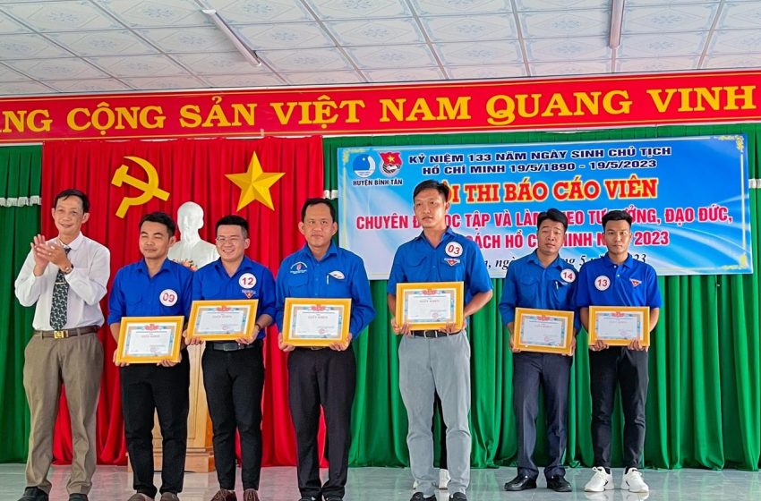  Bí thư Đoàn xã năng động, gương mẫu